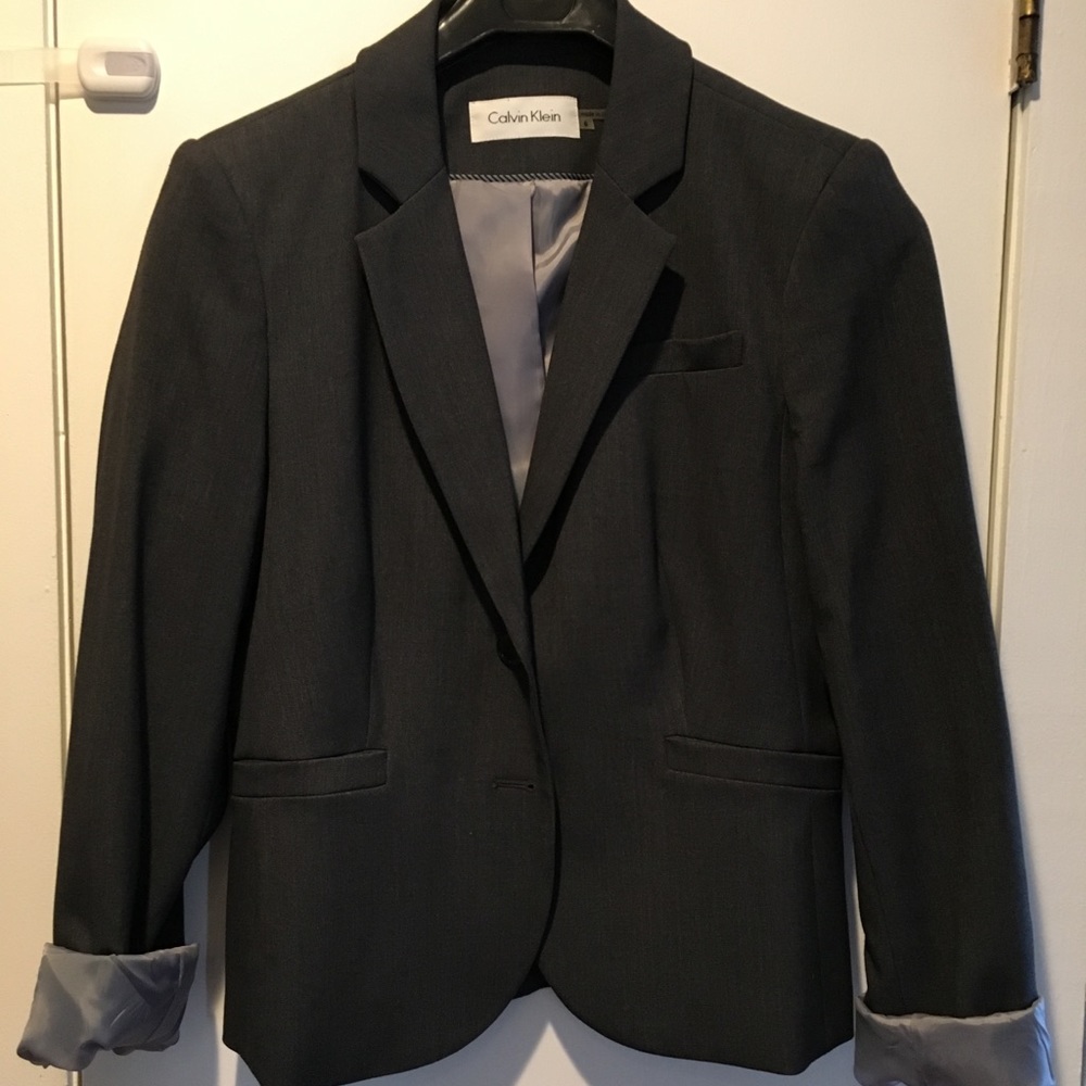Calvin Klein blazer - size 6